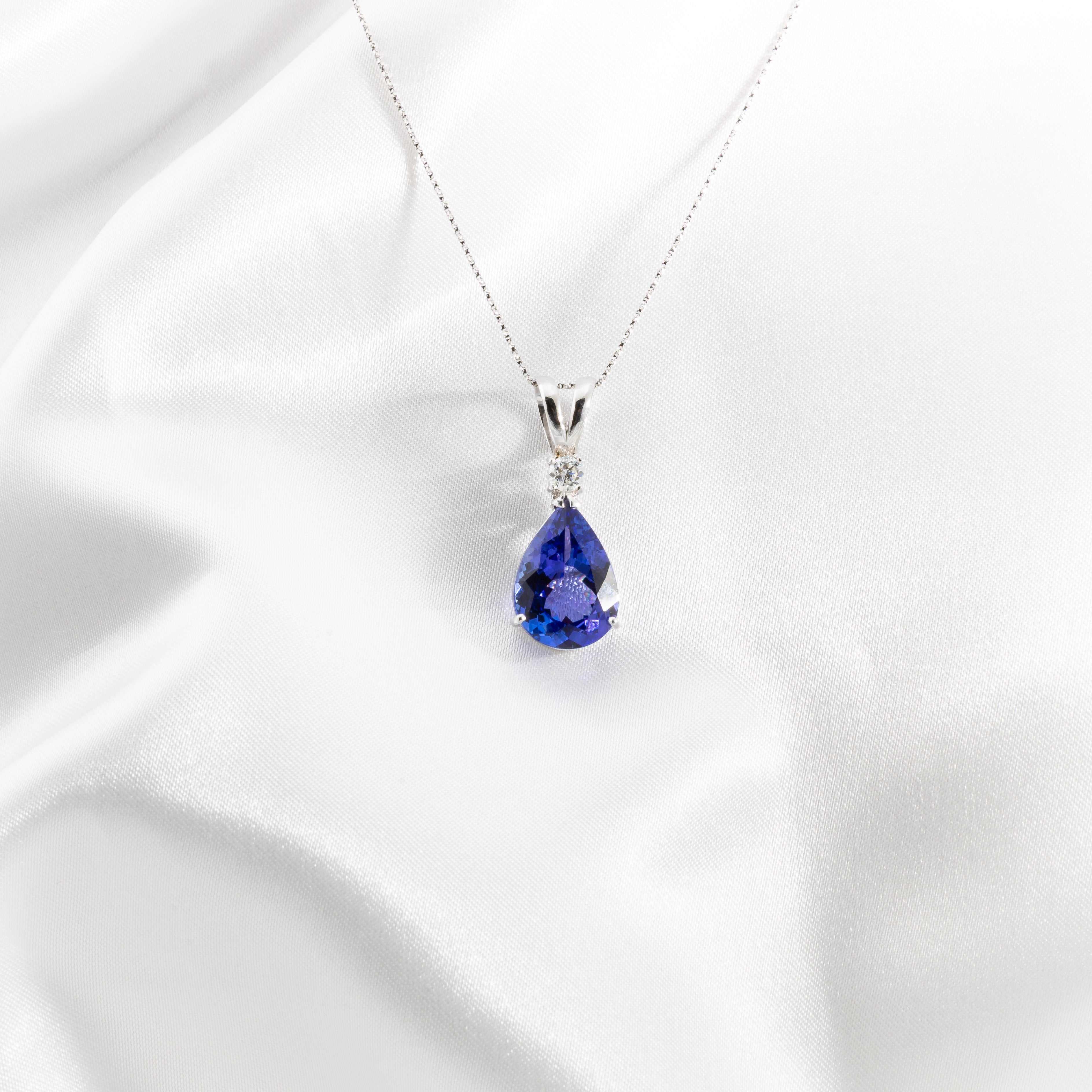 Tanzanite, Diamond Pendant