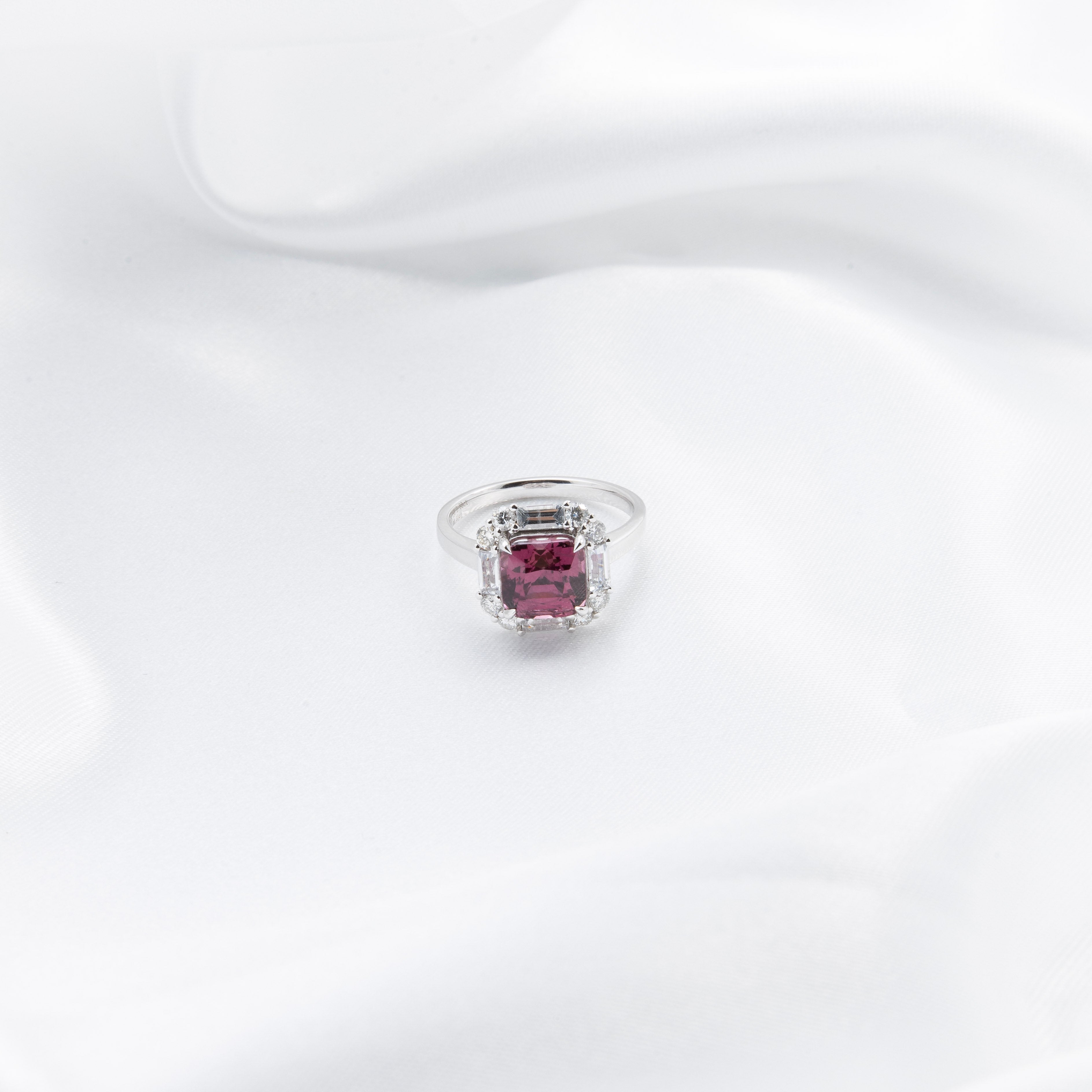 Spinel Ring With Diamond