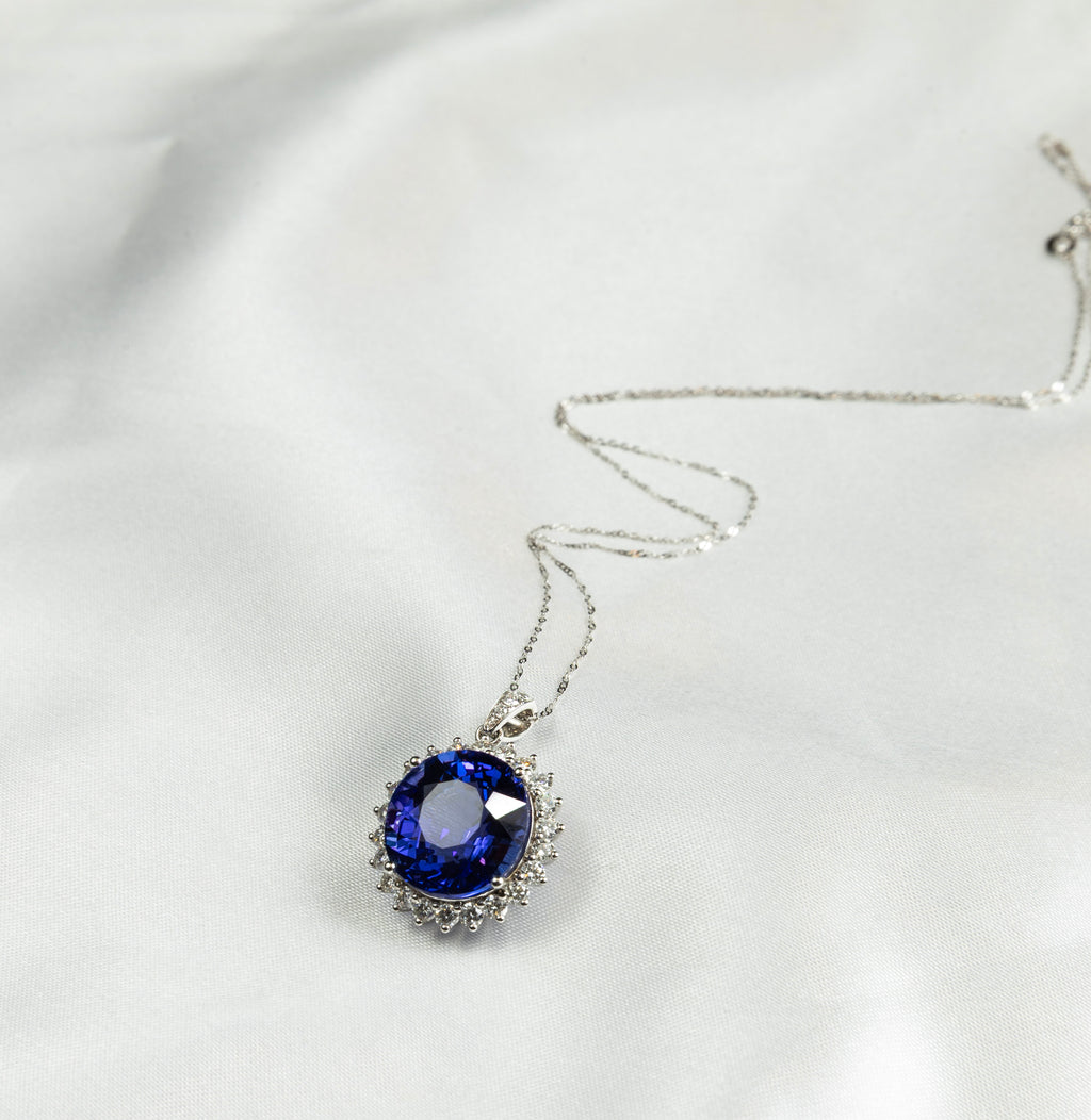 Tanzanite Diamonds Pendant