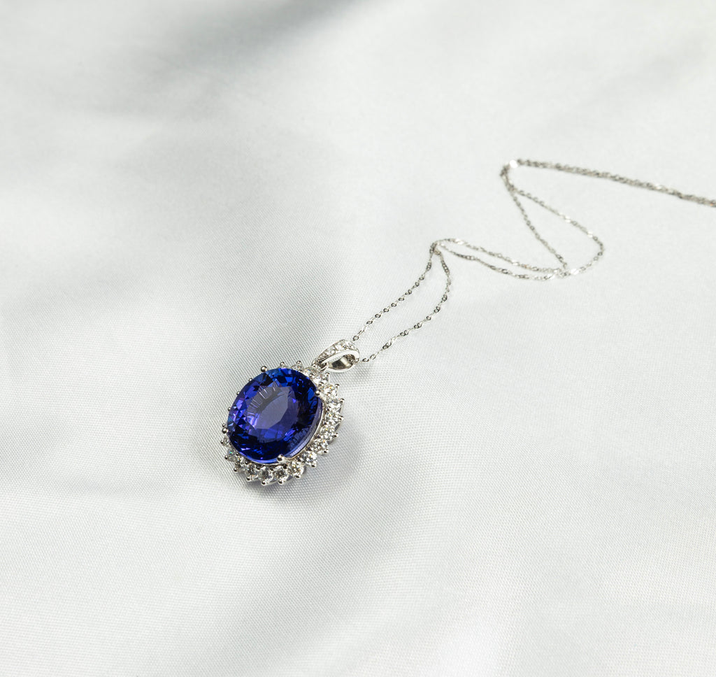Tanzanite Diamonds Pendant