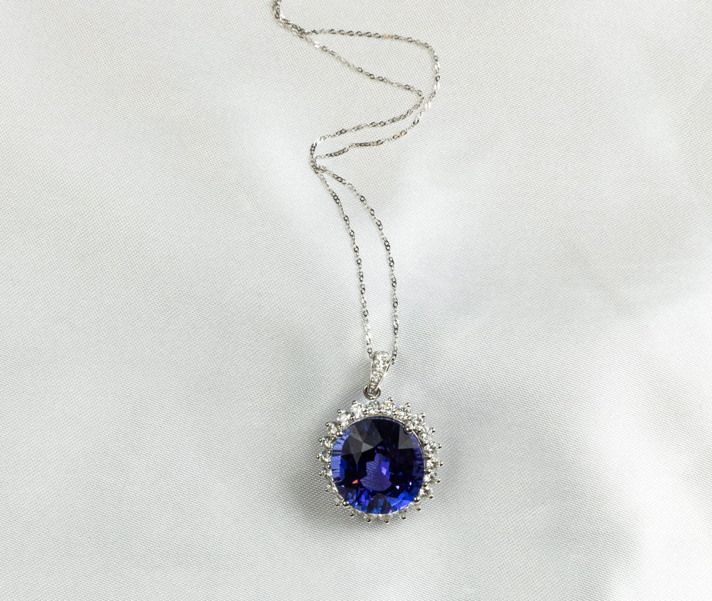 Tanzanite Diamonds Pendant