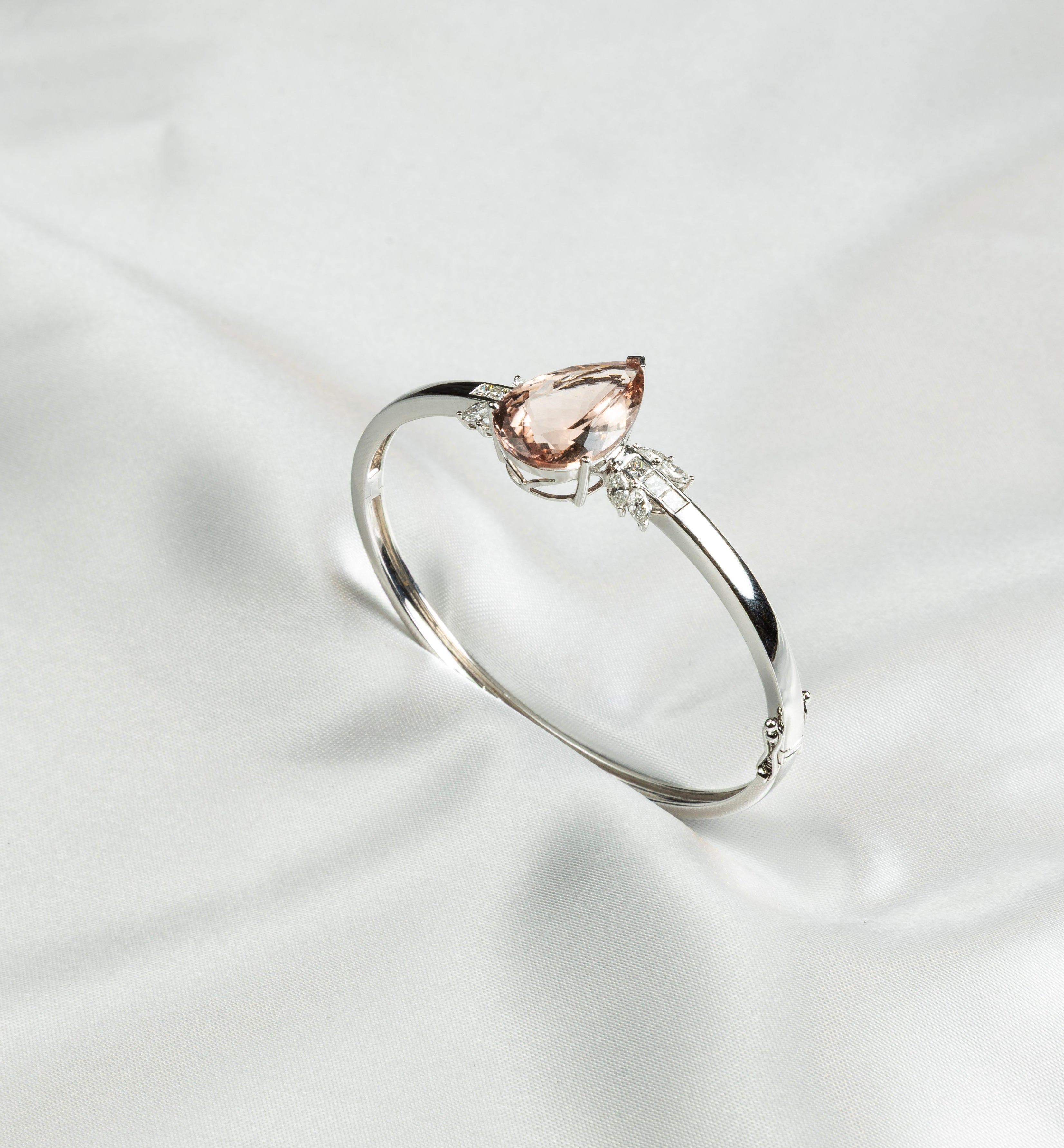 Morganite Bangle Diamond