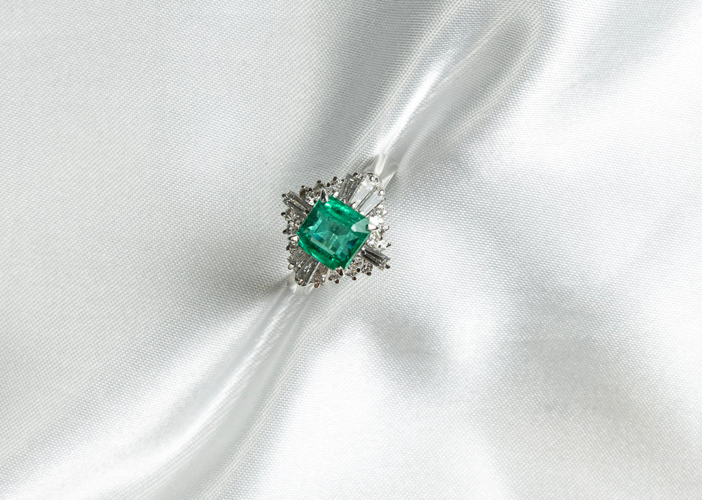 Emerald, Diamond Ring