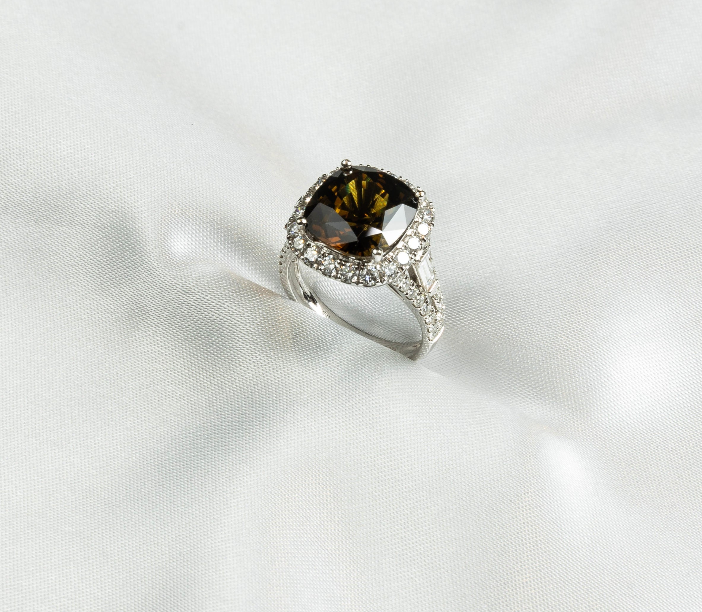 Alexandrite, Diamond Ring