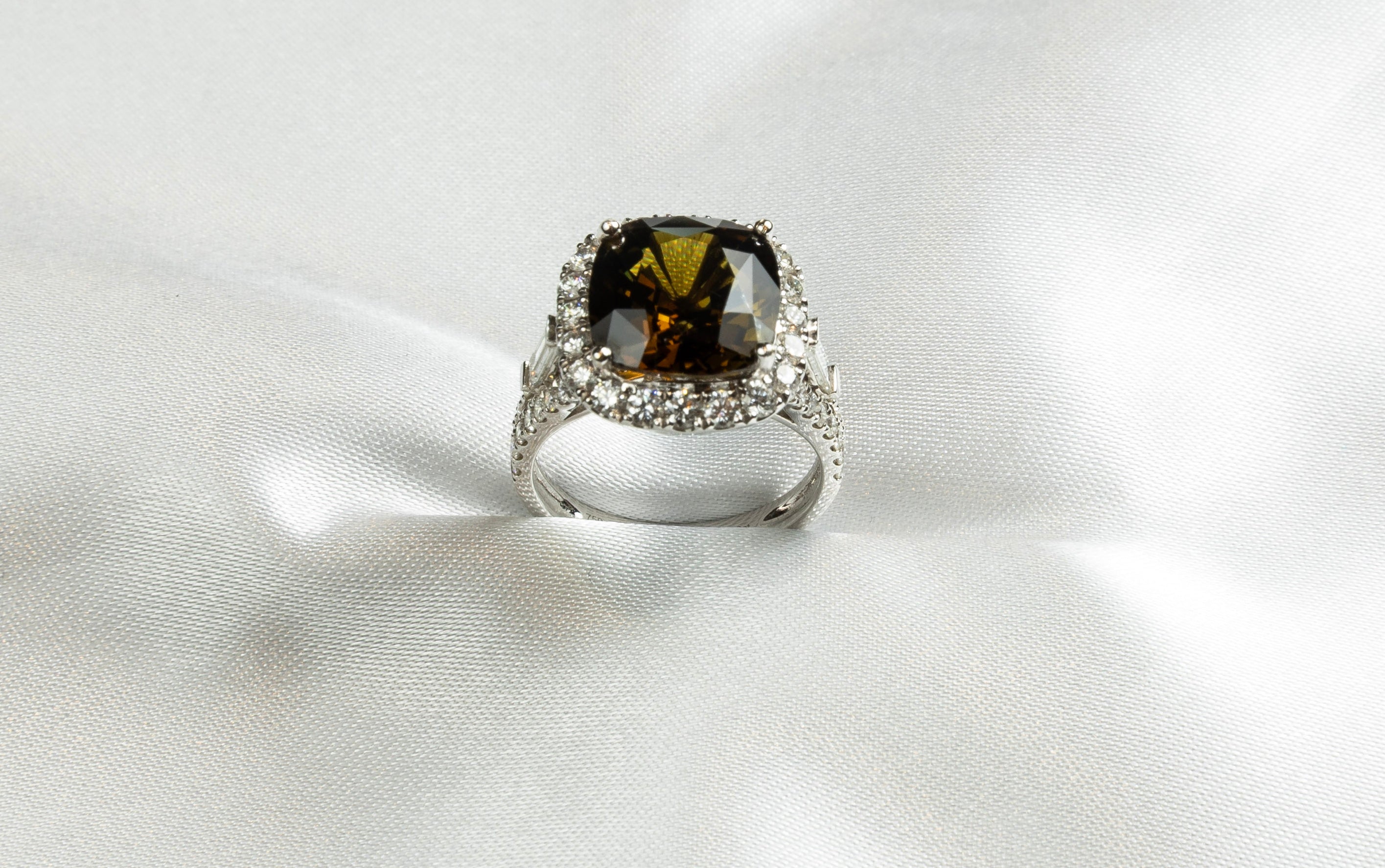Alexandrite, Diamond Ring
